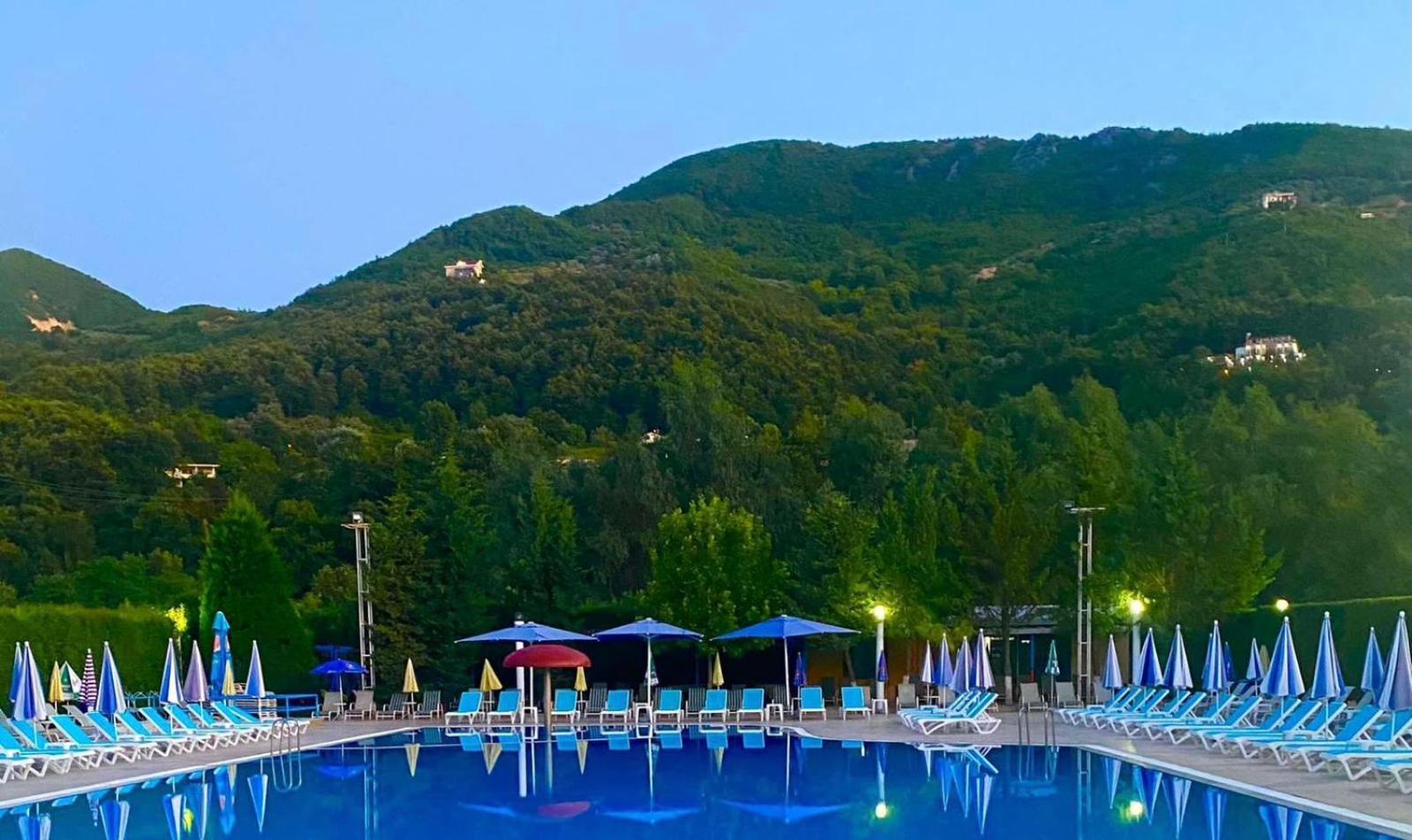 Mema Resort Tirana Exterior foto